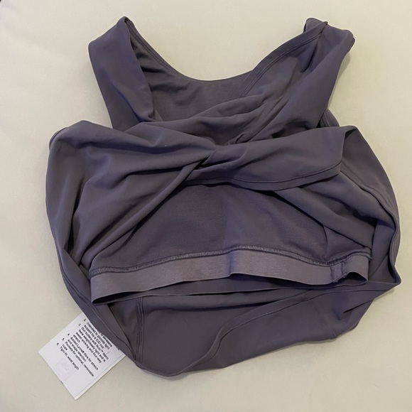 Lululemon NULU Twist Back Yoga Tank Top - NWT -Size 4 - Picture 3 of 5